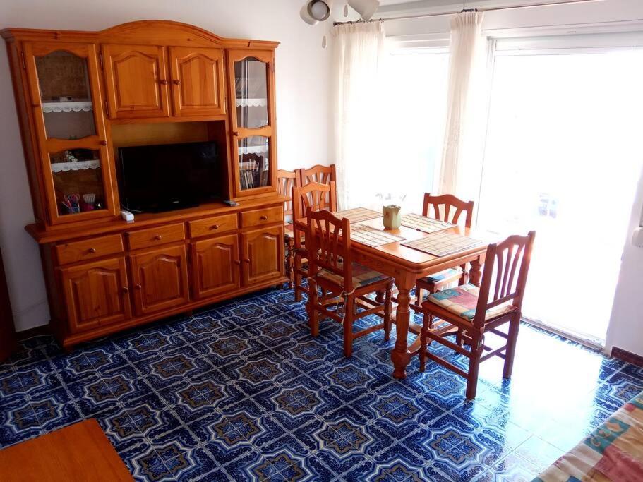 Apartamento grande, la mar esta 5 minutos andando Dénia Exterior foto