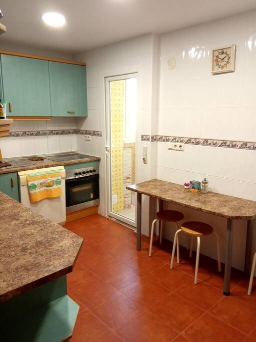 Apartamento grande, la mar esta 5 minutos andando Dénia Exterior foto