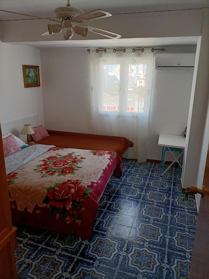 Apartamento grande, la mar esta 5 minutos andando Dénia Exterior foto